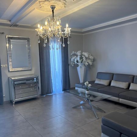 Maison Avec Picine Перпинян Екстериор снимка