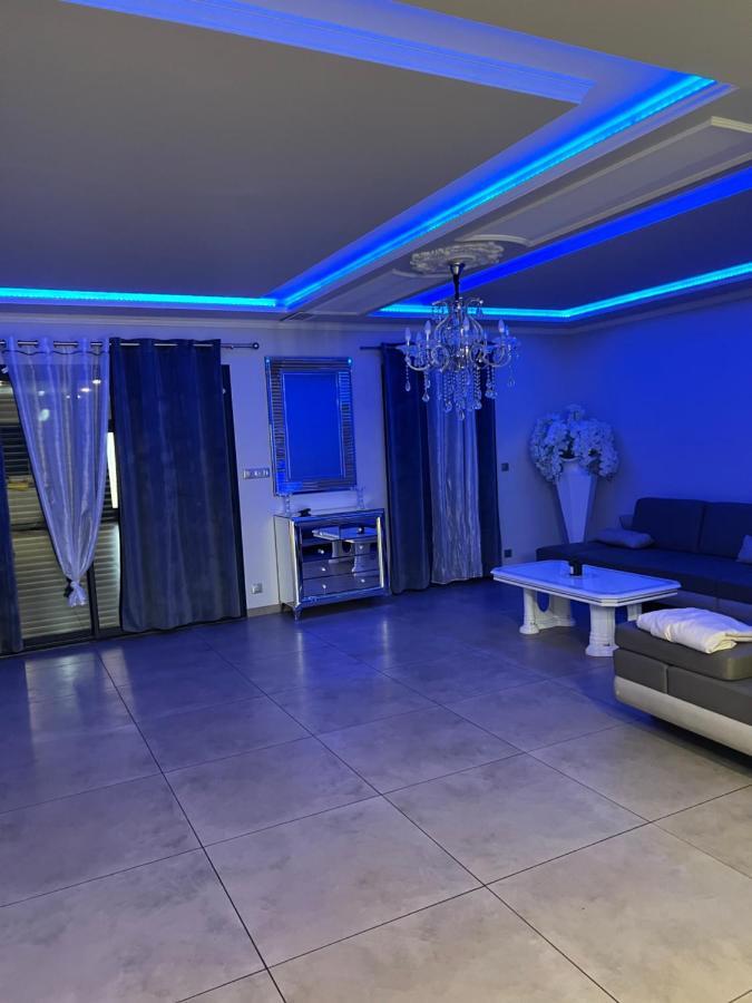 Maison Avec Picine Перпинян Екстериор снимка